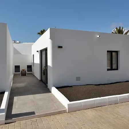 Loft Diamond With Pool Apartmán *